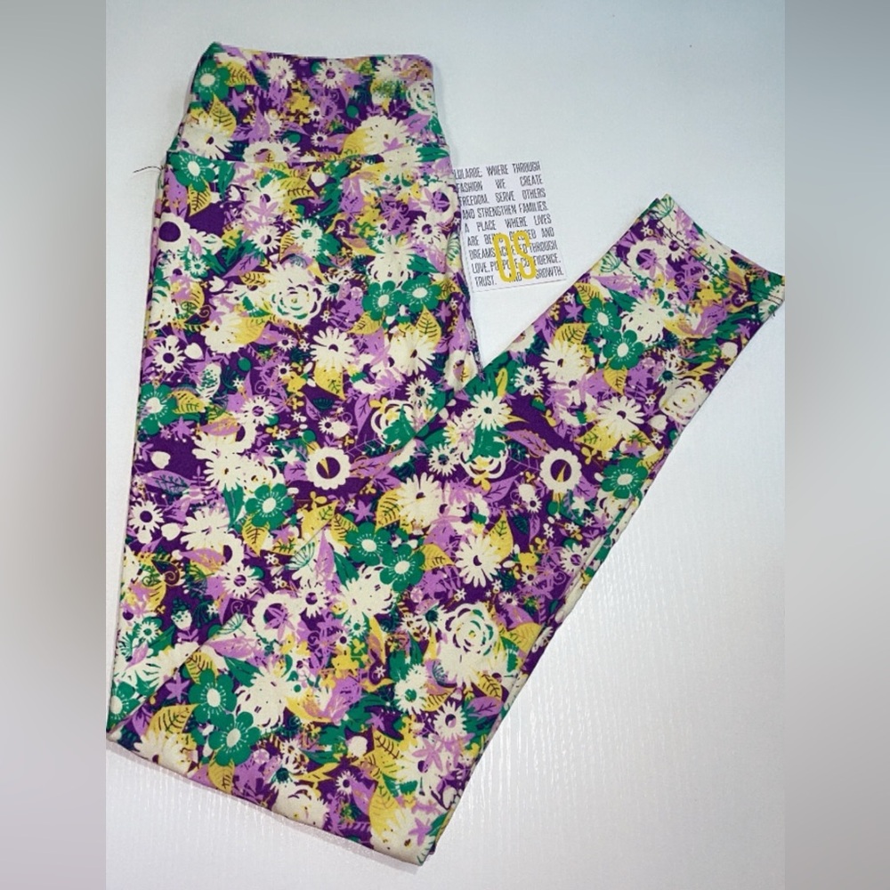 Very Pretty New OS LulaRoe Leggings - Picture 1 of 1
